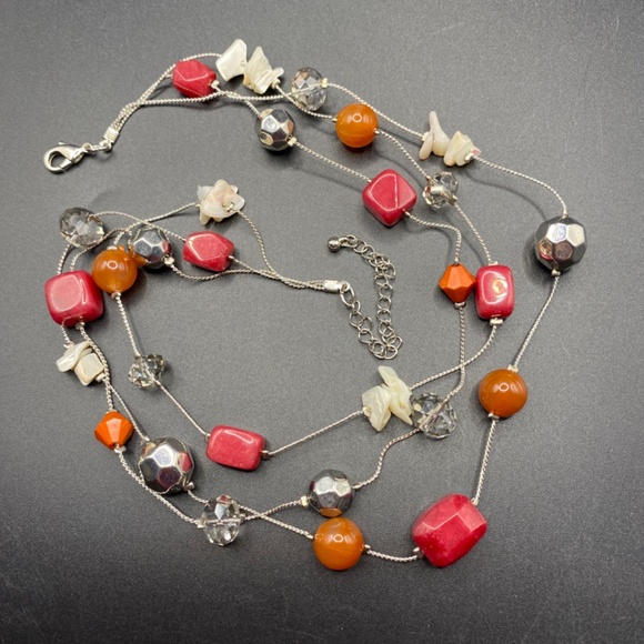 Silver Tone Glass Beads & Natural Shell Beads Sparkly Layered Necklace - Picture 4 of 6